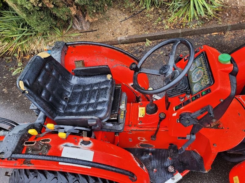 Schmalspurtraktor des Typs Antonio Carraro SRX 6400 - GB265, Gebrauchtmaschine in Eppan (BZ) (Bild 2)