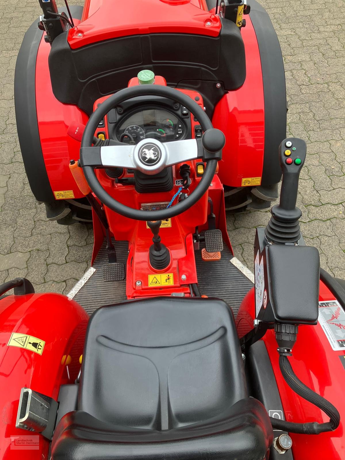 Schmalspurtraktor del tipo Antonio Carraro SRX 7800, Gebrauchtmaschine en Steinfeld (Imagen 6)