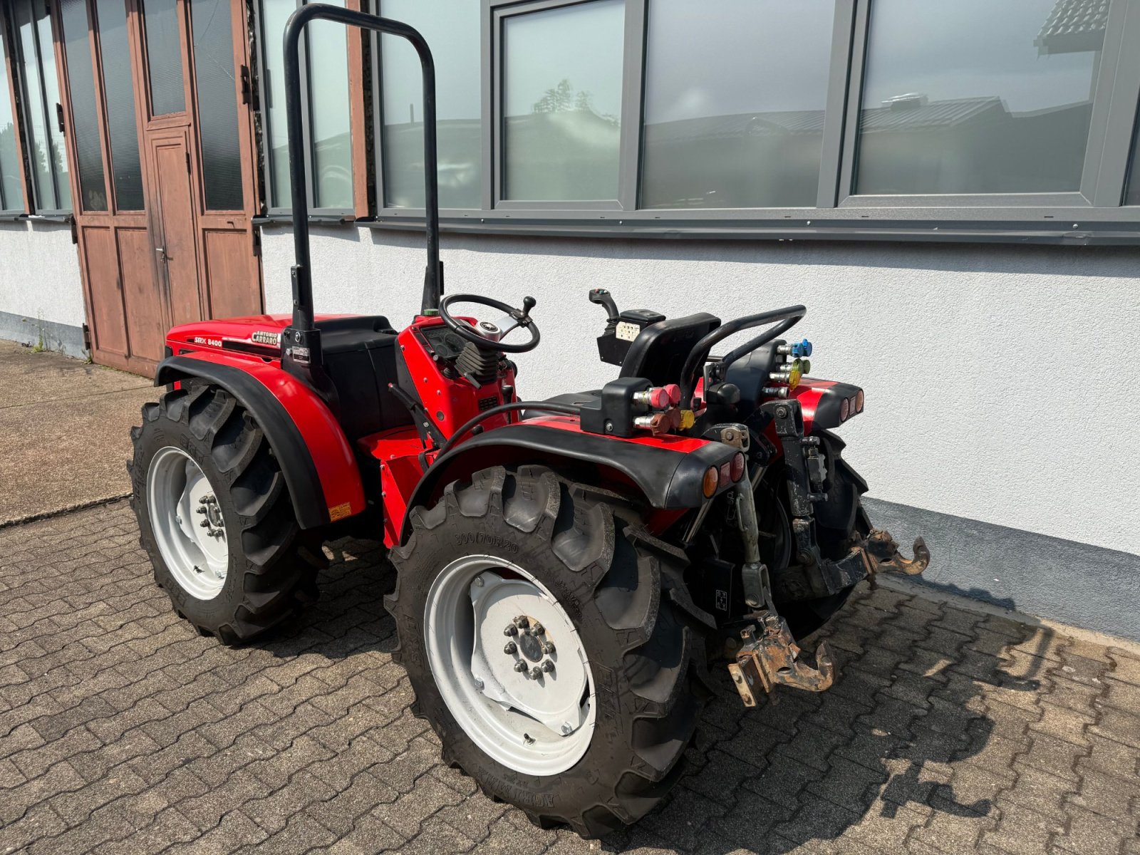 Schmalspurtraktor typu Antonio Carraro SRX 8400 Allrad Traktor Schlepper Wendesitz, Gebrauchtmaschine w Bühl (Zdjęcie 7)