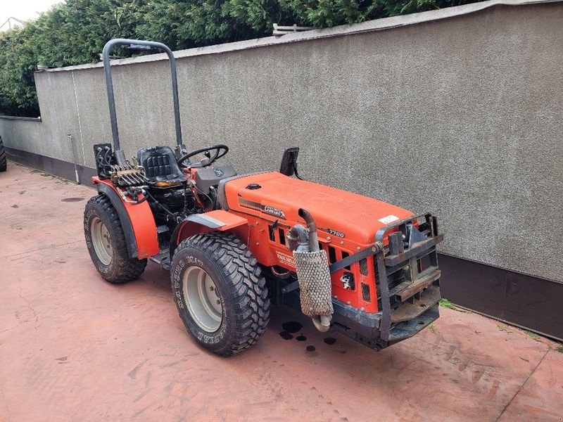 Schmalspurtraktor typu Antonio Carraro Supertigre 7700 - GB361, Gebrauchtmaschine w Eppan (BZ) (Zdjęcie 1)