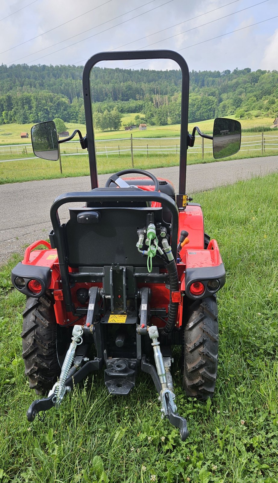 Schmalspurtraktor des Typs Antonio Carraro Tigre 3800, Neumaschine in Schorndorf-Miedelsbach (Bild 4)