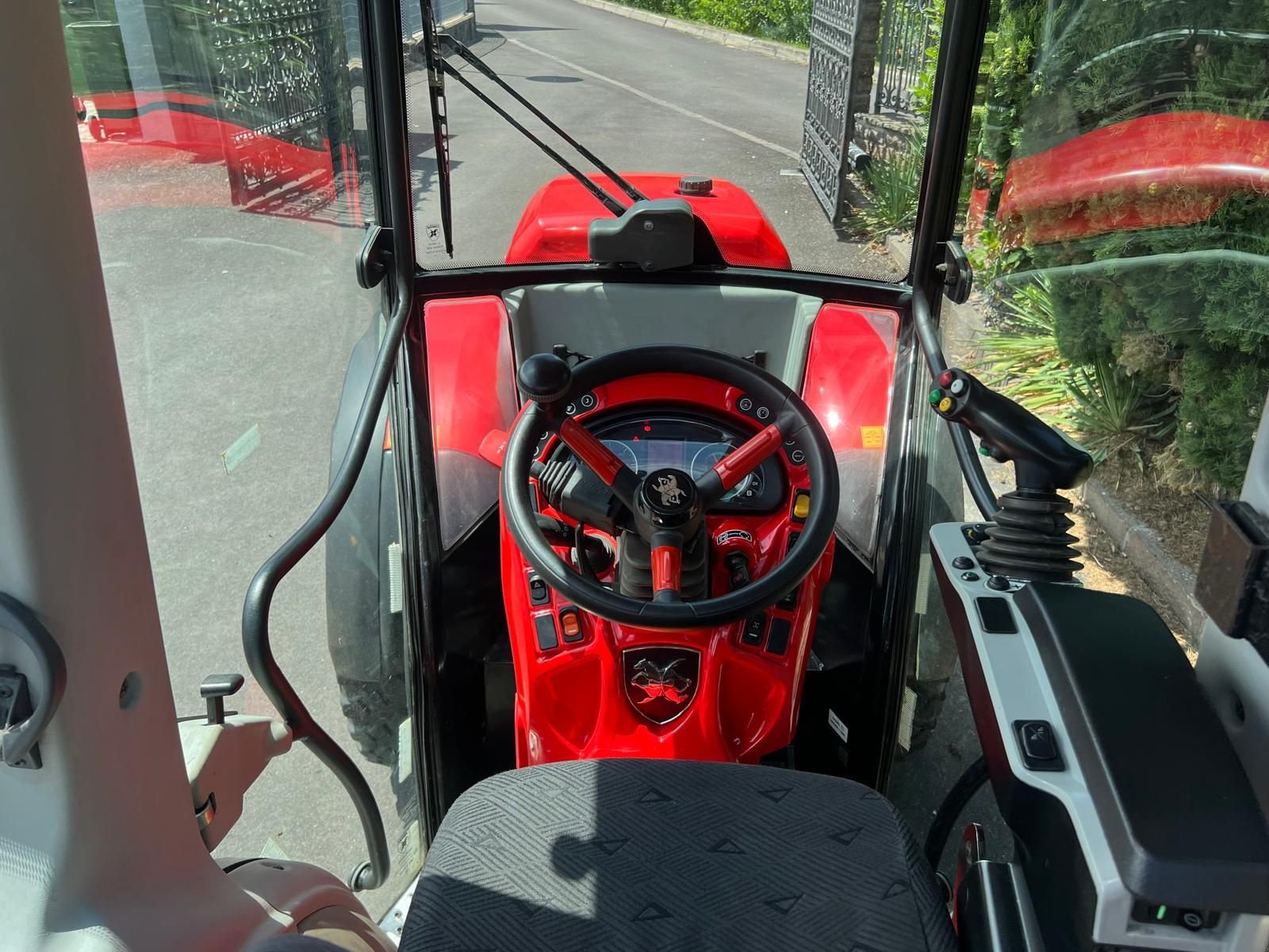 Schmalspurtraktor des Typs Antonio Carraro Tony 10900 SR - GB258, Gebrauchtmaschine in Eppan (BZ) (Bild 12)