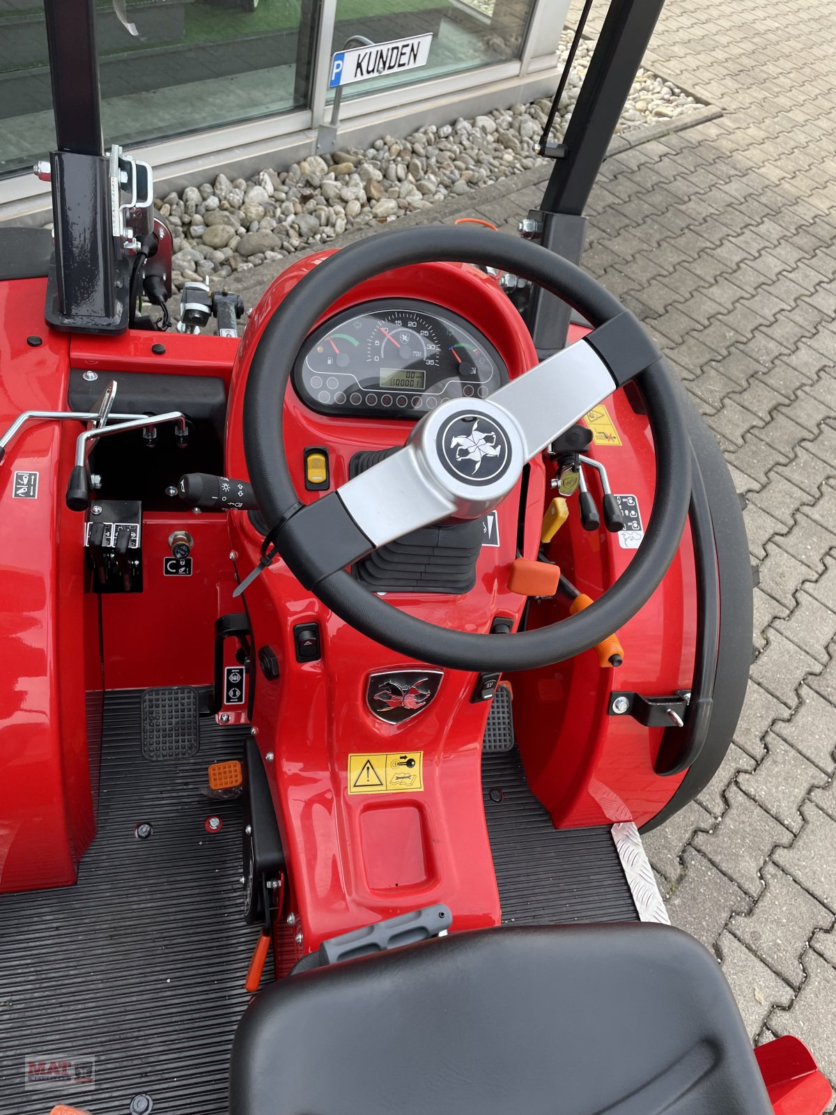 Schmalspurtraktor от тип Antonio Carraro TTR 3800, Neumaschine в Waldkraiburg (Снимка 4)