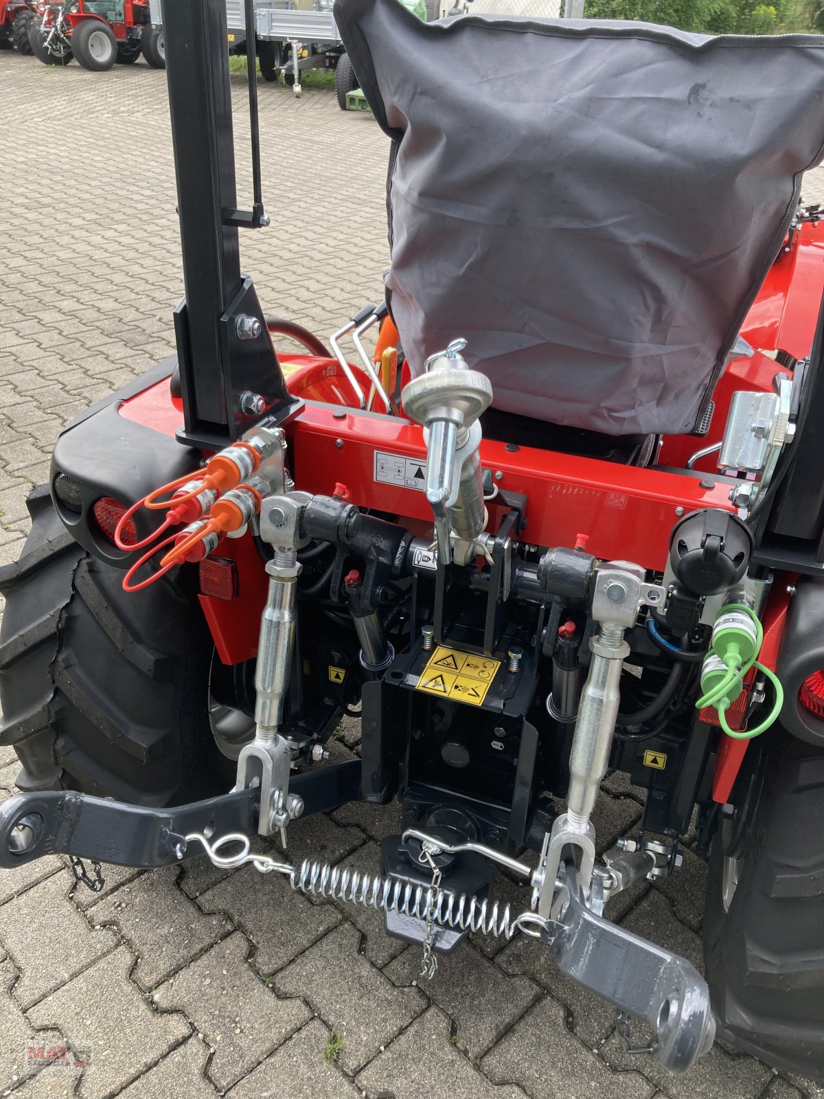 Schmalspurtraktor typu Antonio Carraro TTR 3800, Neumaschine v Waldkraiburg (Obrázek 3)