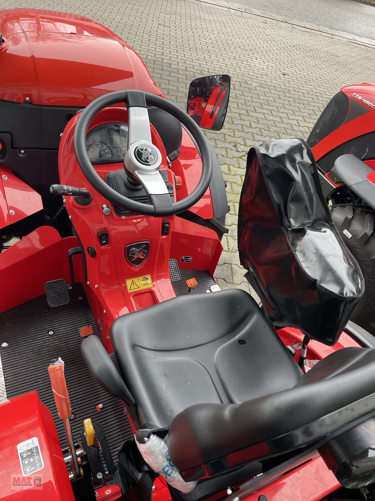 Schmalspurtraktor des Typs Antonio Carraro TTR 4800 HST, Neumaschine in Waldkraiburg (Bild 3)