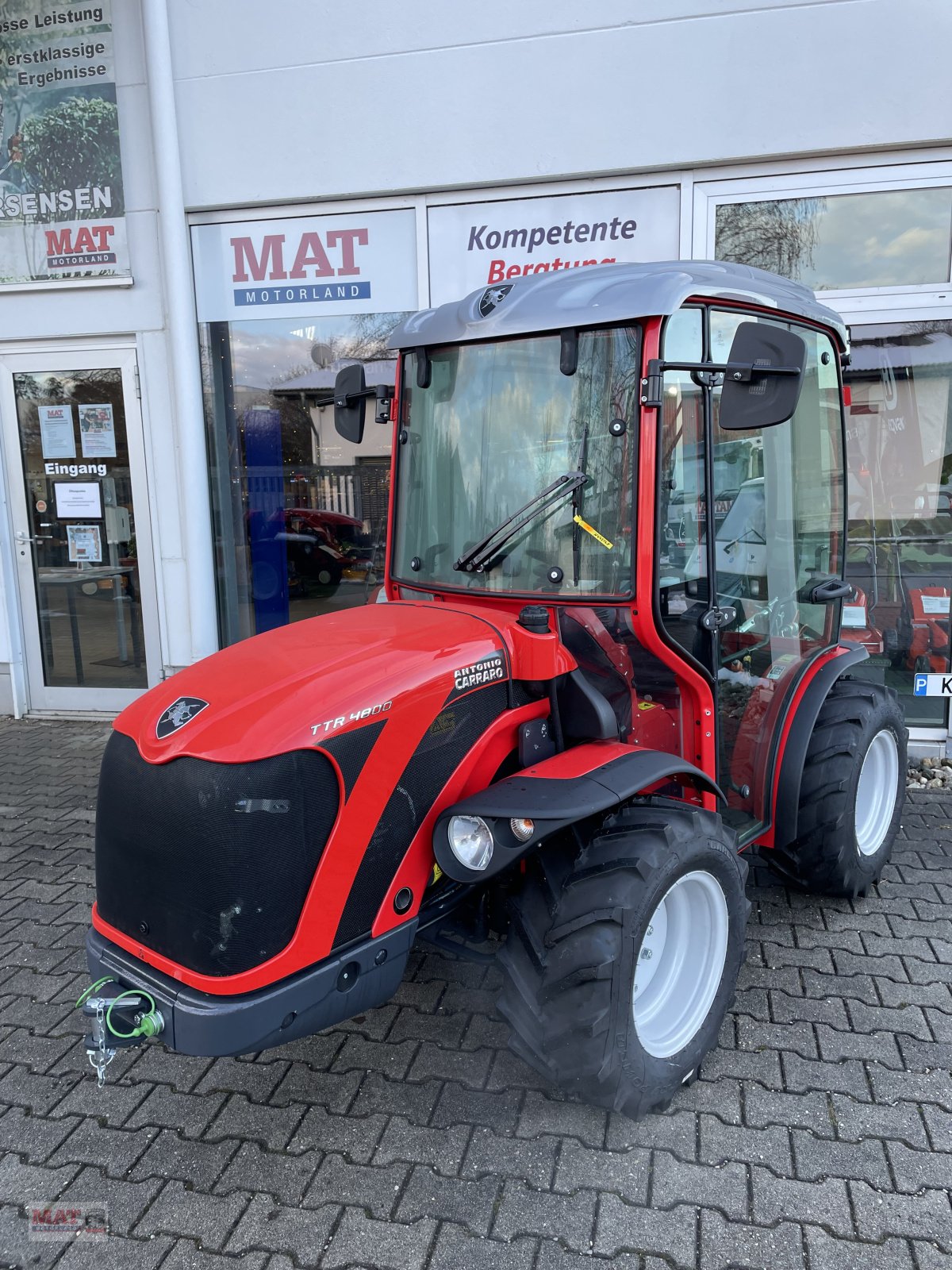 Schmalspurtraktor des Typs Antonio Carraro TTR 4800 HST, Neumaschine in Waldkraiburg (Bild 1)