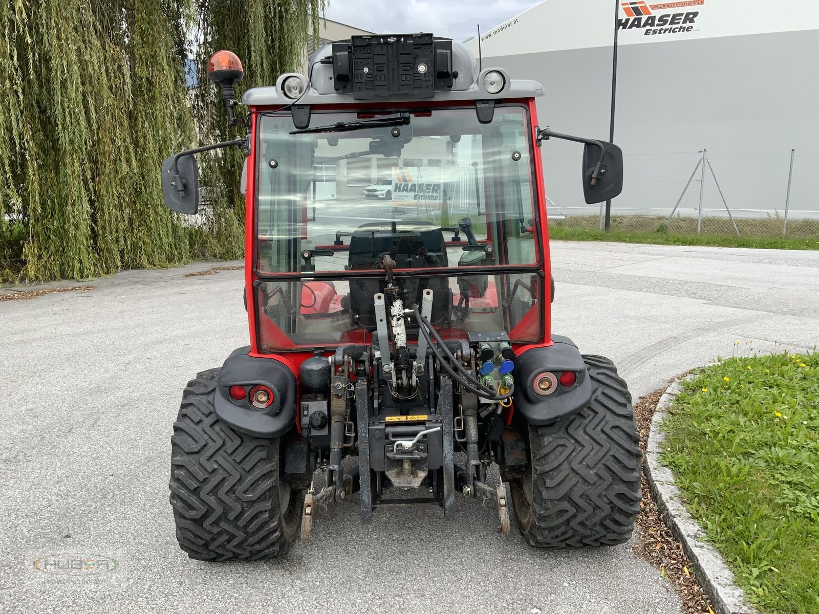 Schmalspurtraktor des Typs Antonio Carraro TTR10400, Gebrauchtmaschine in Kundl/Tirol (Bild 7)