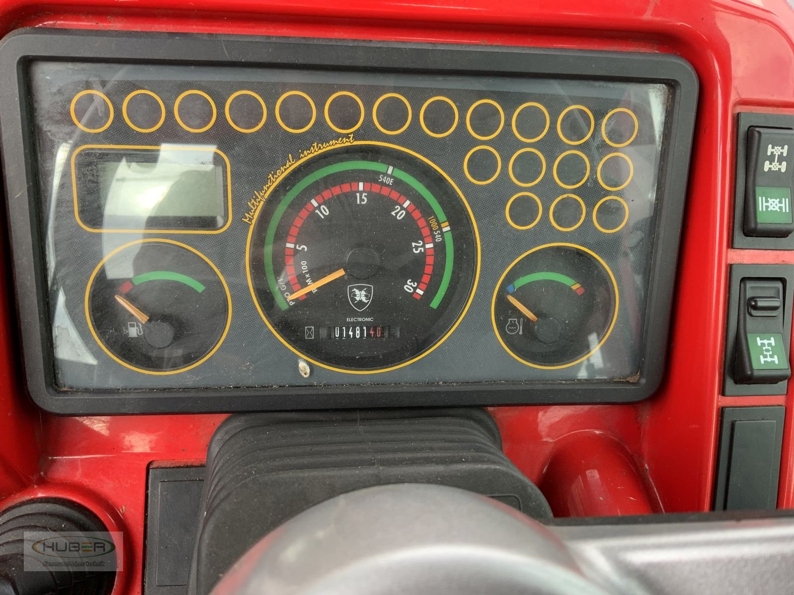 Schmalspurtraktor des Typs Antonio Carraro TTR10400, Gebrauchtmaschine in Kundl/Tirol (Bild 12)