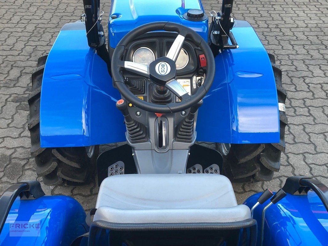 Schmalspurtraktor typu BCS Invictus 35 RS, Neumaschine v Harsefeld (Obrázek 3)