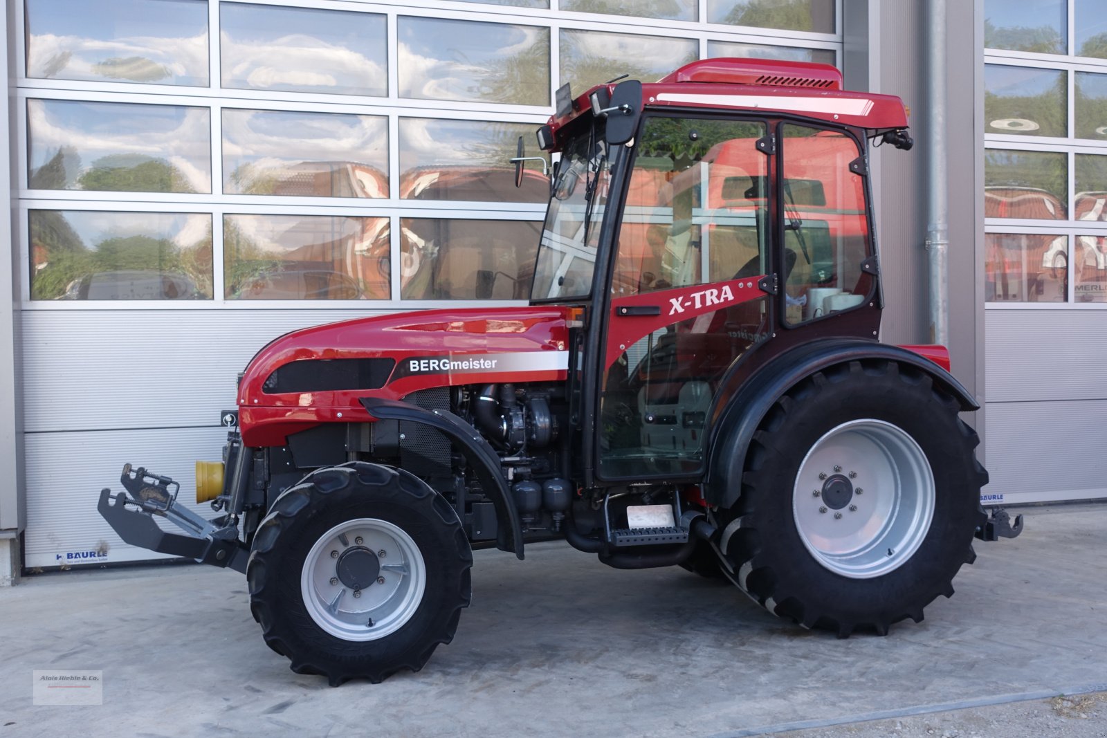 Schmalspurtraktor des Typs BERGmeister 1064, Gebrauchtmaschine in Tapfheim (Bild 1)