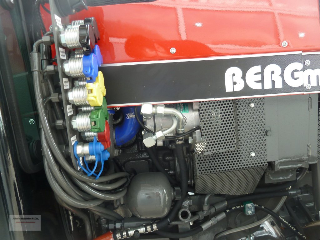 Schmalspurtraktor des Typs BERGmeister 824, Neumaschine in Tapfheim (Bild 4)