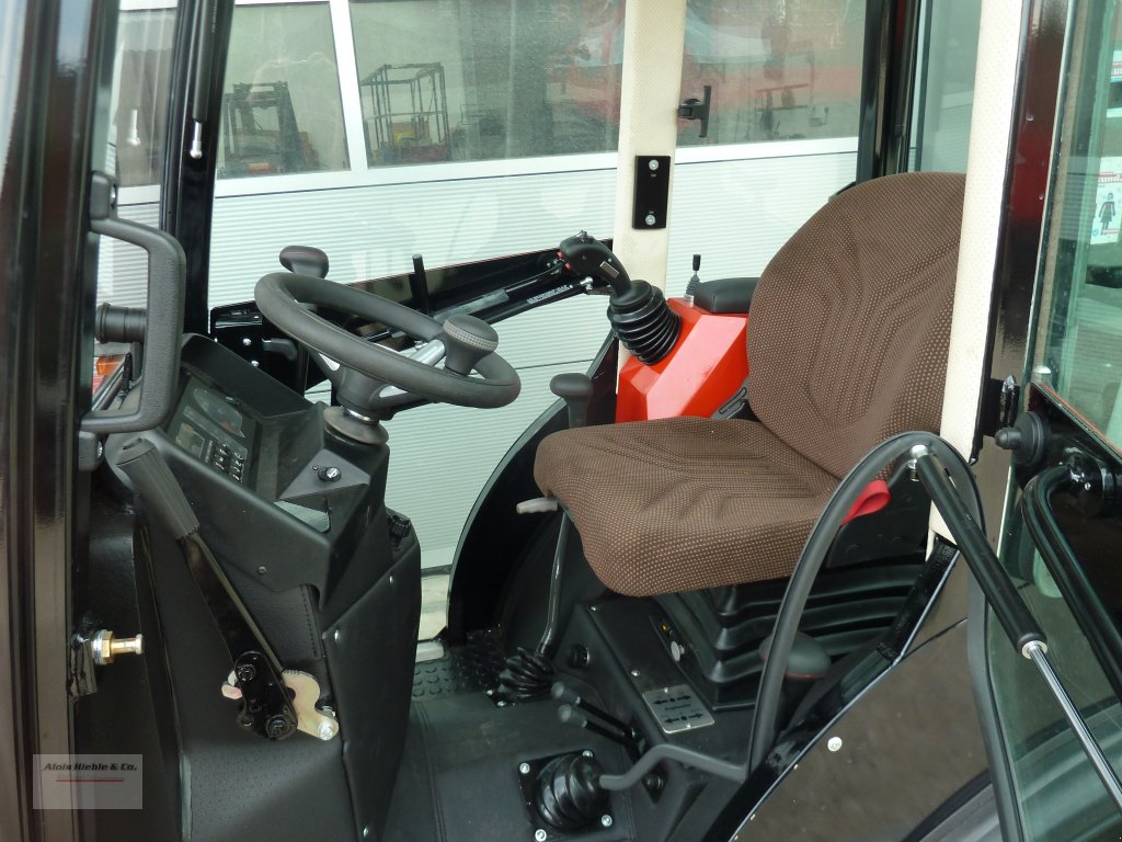 Schmalspurtraktor des Typs BERGmeister 824, Neumaschine in Tapfheim (Bild 7)