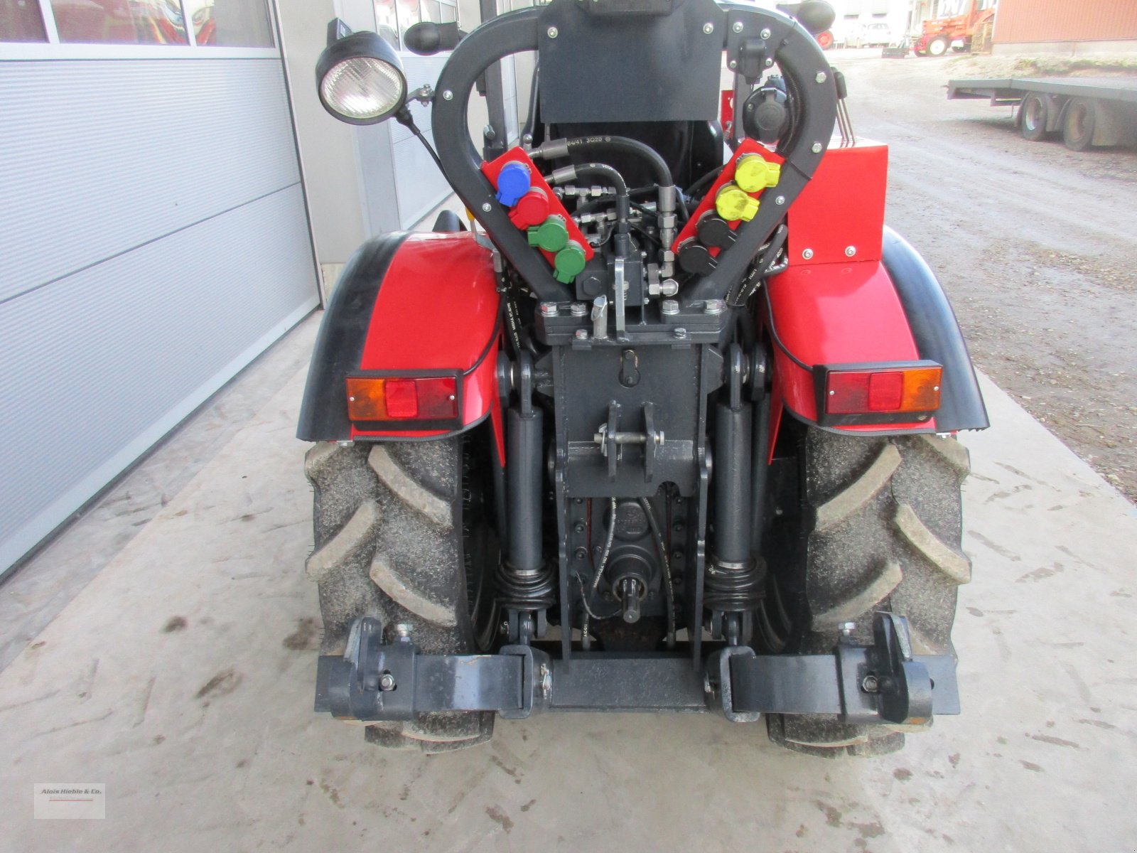 Schmalspurtraktor des Typs BERGmeister X3, Neumaschine in Tapfheim (Bild 4)