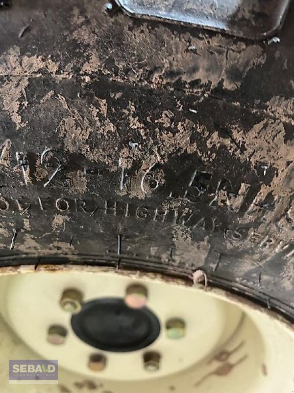 Schmalspurtraktor Türe ait Branson Traktor 2100, Gebrauchtmaschine içinde Zweibrücken (resim 9)