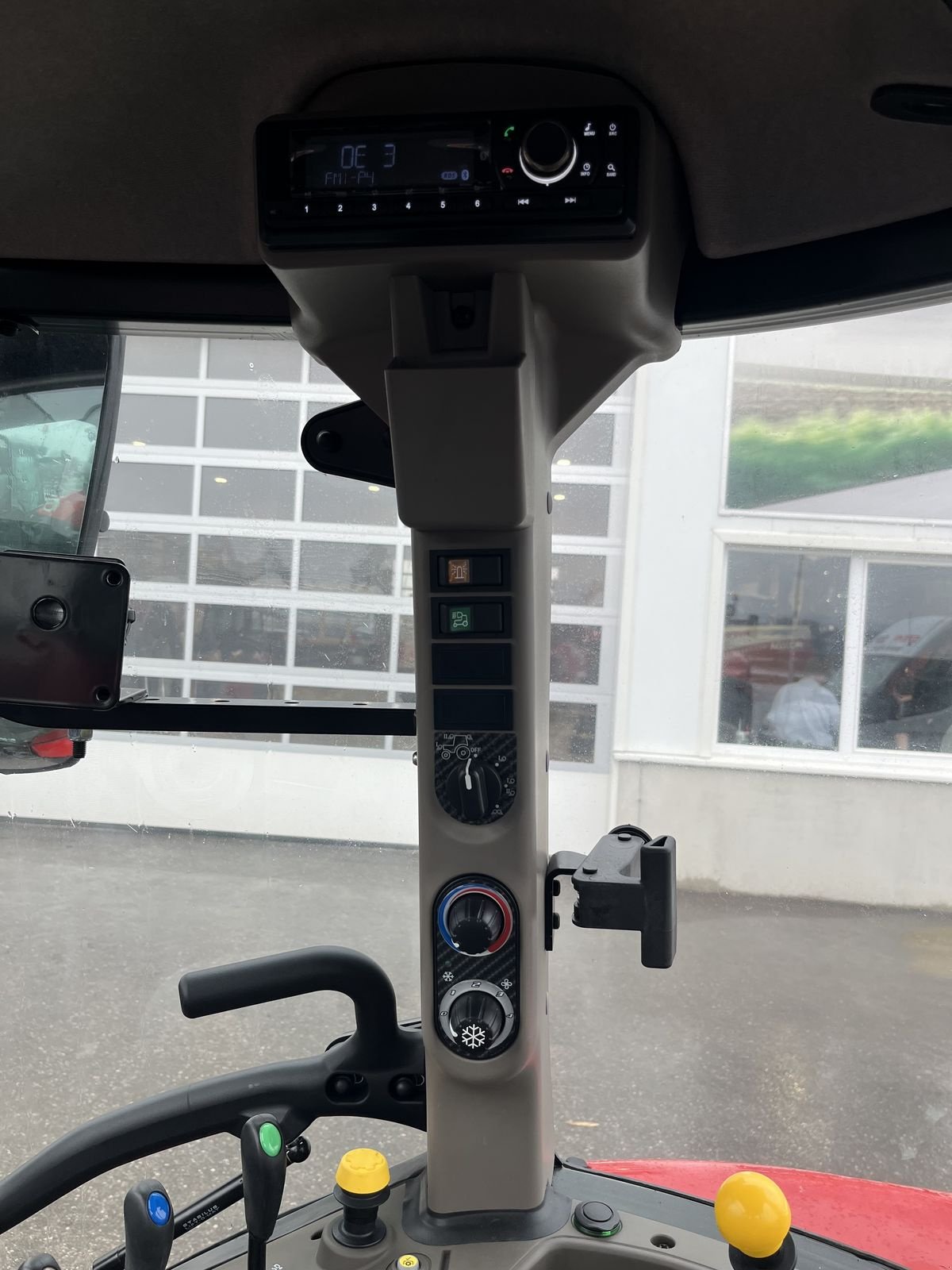 Schmalspurtraktor des Typs Case IH Farmall 90C, Gebrauchtmaschine in Harmannsdorf (Bild 5)