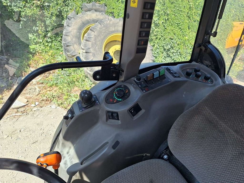 Schmalspurtraktor des Typs Case IH QUANTUM 100F, Gebrauchtmaschine in NOVES (Bild 7)