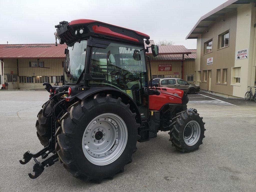 Schmalspurtraktor del tipo Case IH QUANTUM 120F, Gebrauchtmaschine en BEAULEU (Imagen 4)