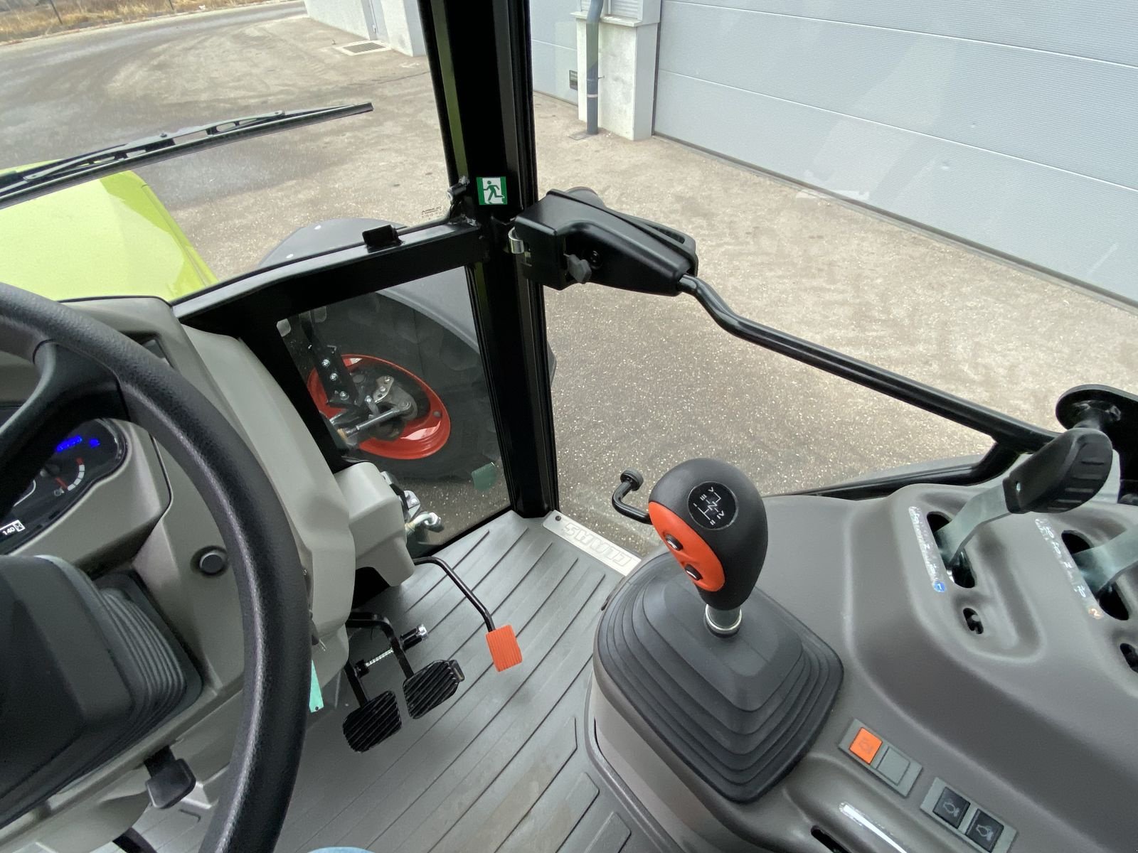 Schmalspurtraktor typu CLAAS Elios 320, Neumaschine v Mistelbach (Obrázek 10)