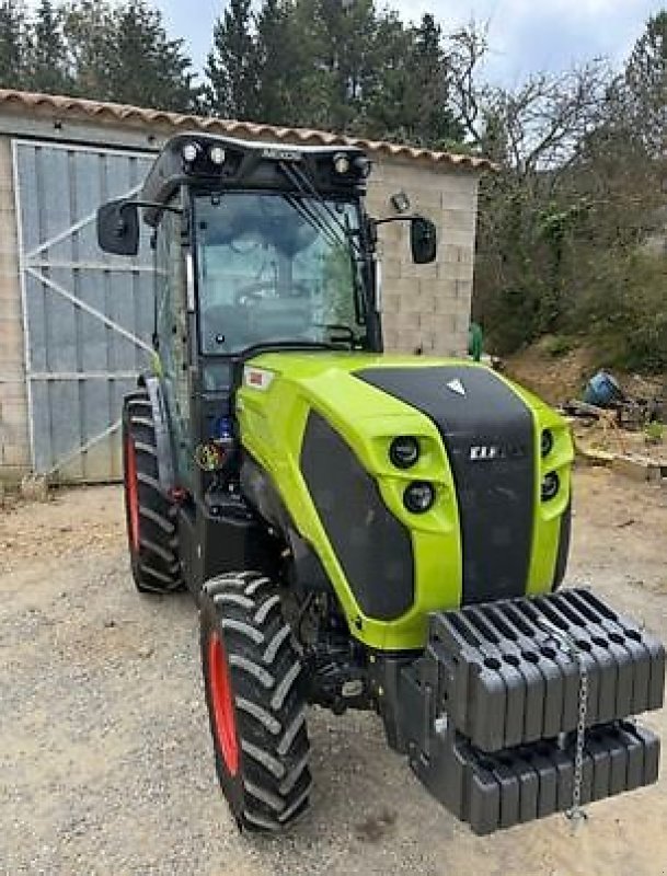 Schmalspurtraktor typu CLAAS Nexos 220 S, Gebrauchtmaschine v Carcassonne (Obrázek 3)
