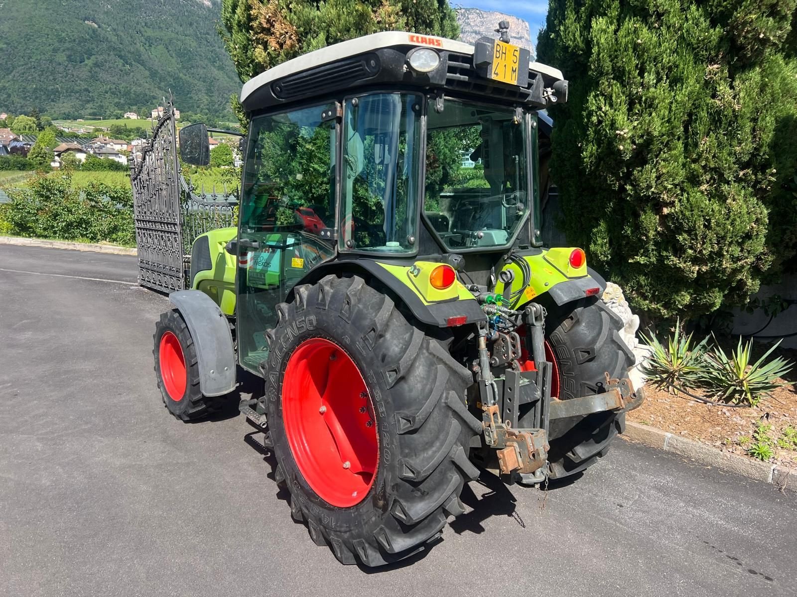 Schmalspurtraktor des Typs CLAAS Nexos 220 VL - GB172, Gebrauchtmaschine in Eppan (BZ) (Bild 7)