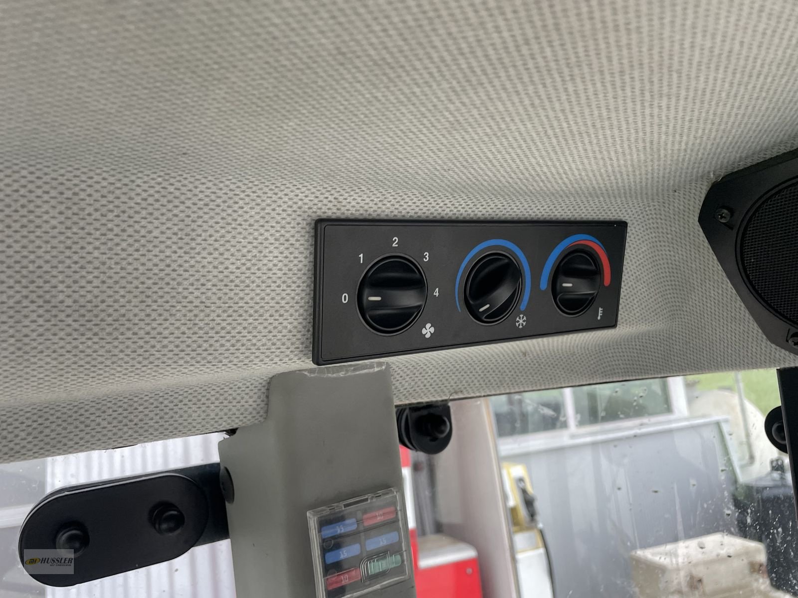 Schmalspurtraktor typu CLAAS Nexos 230 VL, Gebrauchtmaschine w Söding- Sankt. Johann (Zdjęcie 7)