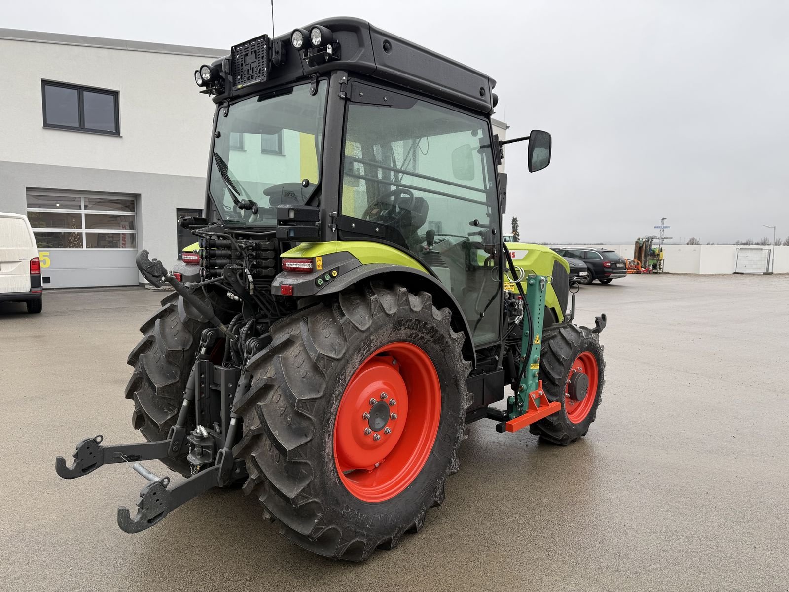 Schmalspurtraktor typu CLAAS Nexos 240 L Comfort, Vorführmaschine v Grund (Obrázek 9)
