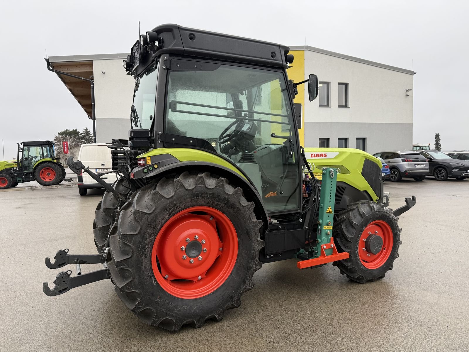 Schmalspurtraktor typu CLAAS Nexos 240 L Comfort, Vorführmaschine v Grund (Obrázek 10)
