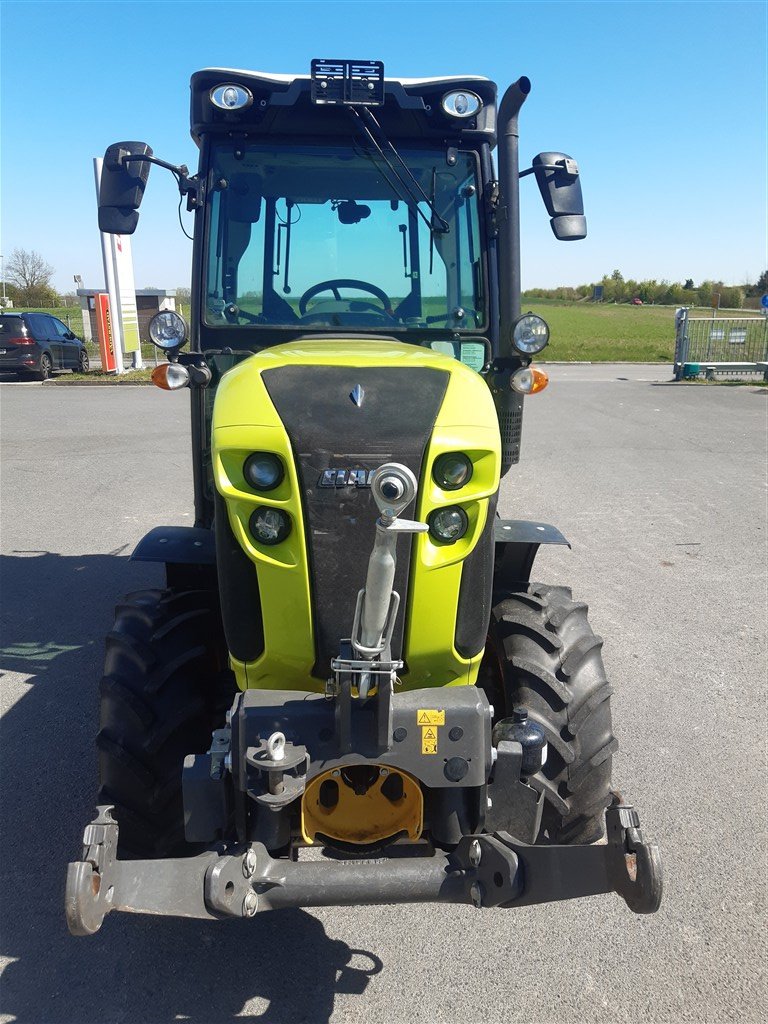 Schmalspurtraktor Türe ait CLAAS Nexos 240 M Advanced, Gebrauchtmaschine içinde Grimma (resim 9)