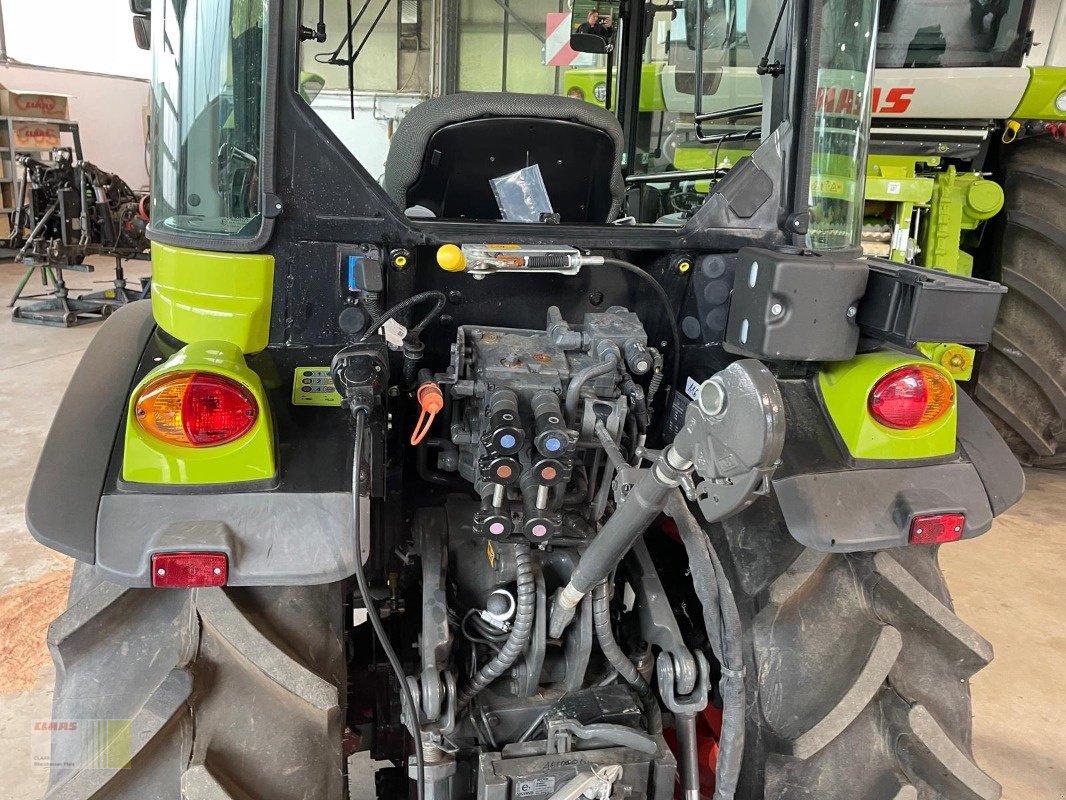 Schmalspurtraktor typu CLAAS NEXOS 260 M Advanced, Gebrauchtmaschine v Reinheim (Obrázok 3)