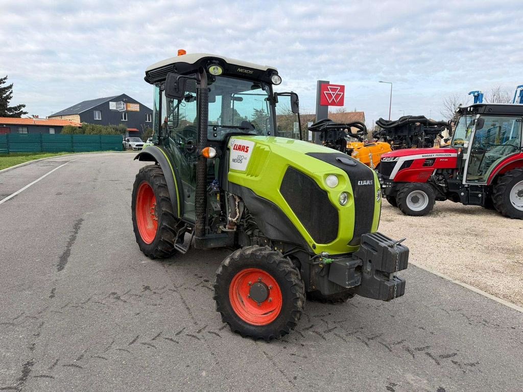 Schmalspurtraktor типа CLAAS NEXOS220VE, Gebrauchtmaschine в NOVES (Фотография 2)