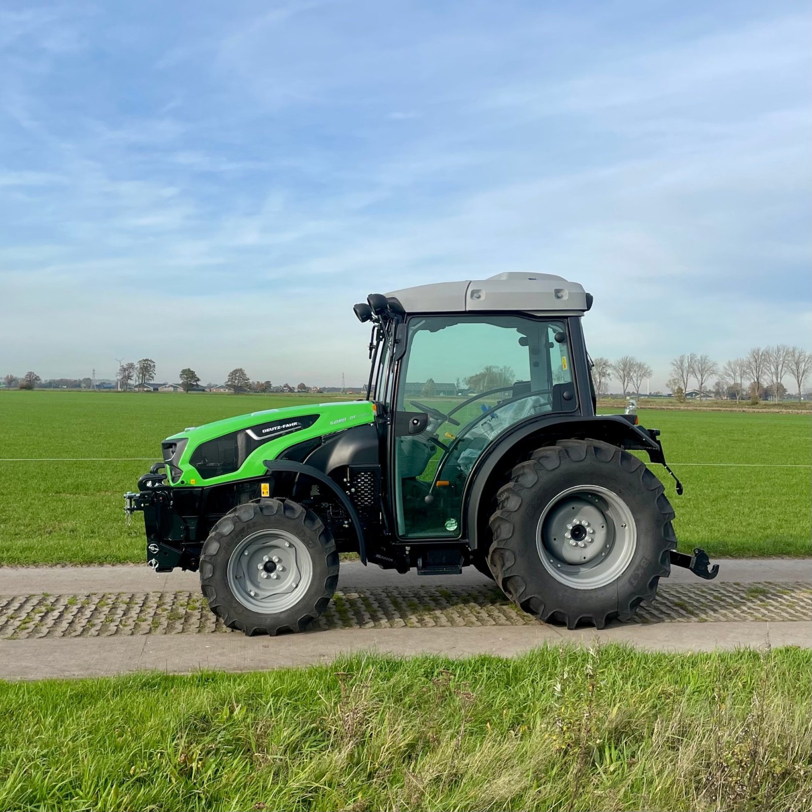 Schmalspurtraktor от тип Deutz-Fahr 5080 DF Ecoline, Neumaschine в BALKBRUG (Снимка 3)