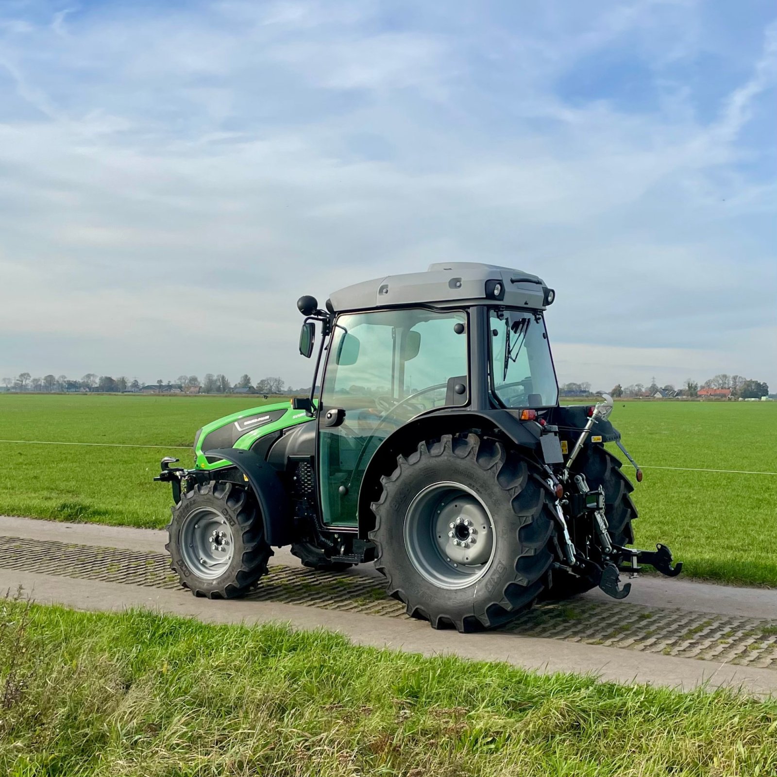 Schmalspurtraktor от тип Deutz-Fahr 5080 DF Ecoline, Neumaschine в BALKBRUG (Снимка 4)