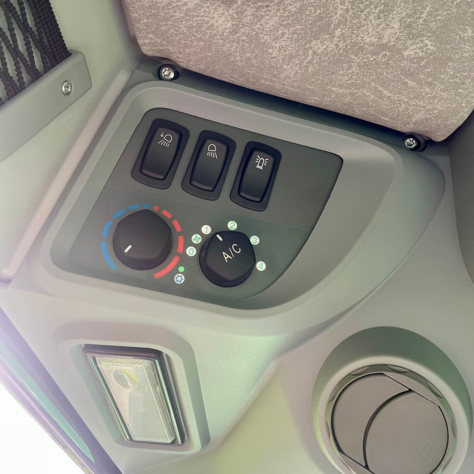 Schmalspurtraktor от тип Deutz-Fahr 5080 DF Ecoline, Neumaschine в BALKBRUG (Снимка 14)