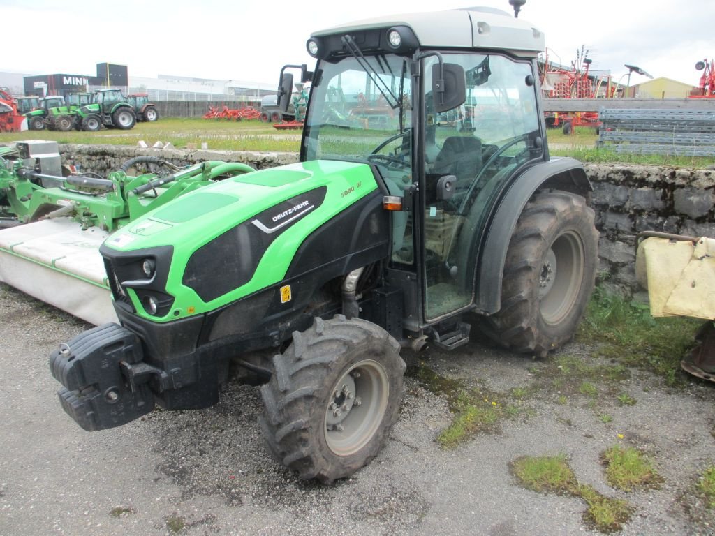 Schmalspurtraktor типа Deutz-Fahr 5080 DF GS, Gebrauchtmaschine в RODEZ (Фотография 1)