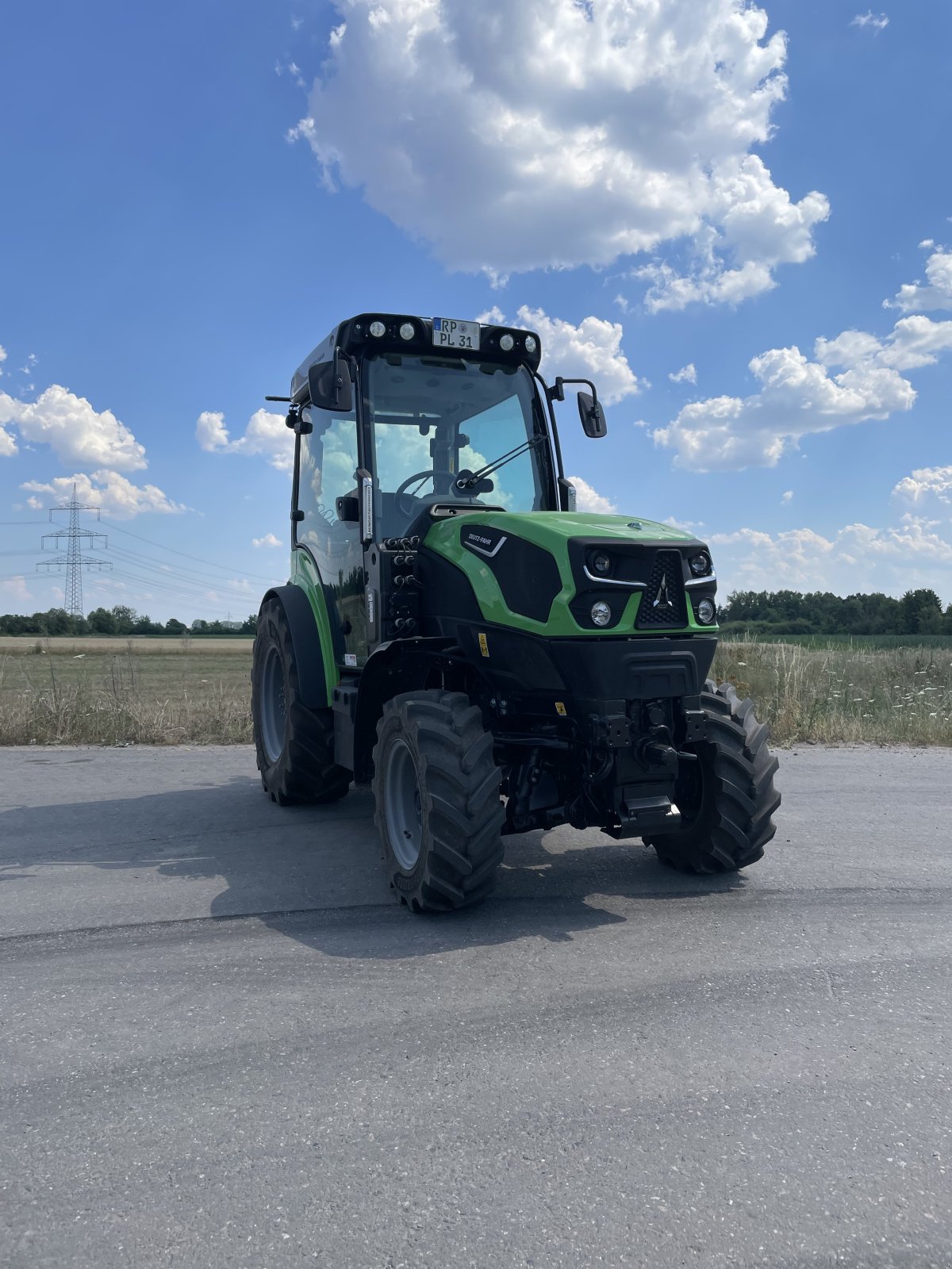 Schmalspurtraktor typu Deutz-Fahr 5105 DS TTV, Gebrauchtmaschine v Dannstadt-Schauernheim (Obrázek 2)