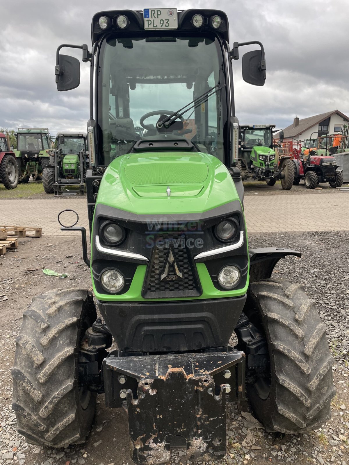 Schmalspurtraktor typu Deutz-Fahr 5105 DS TTV, Gebrauchtmaschine v Dannstadt-Schauernheim (Obrázek 1)