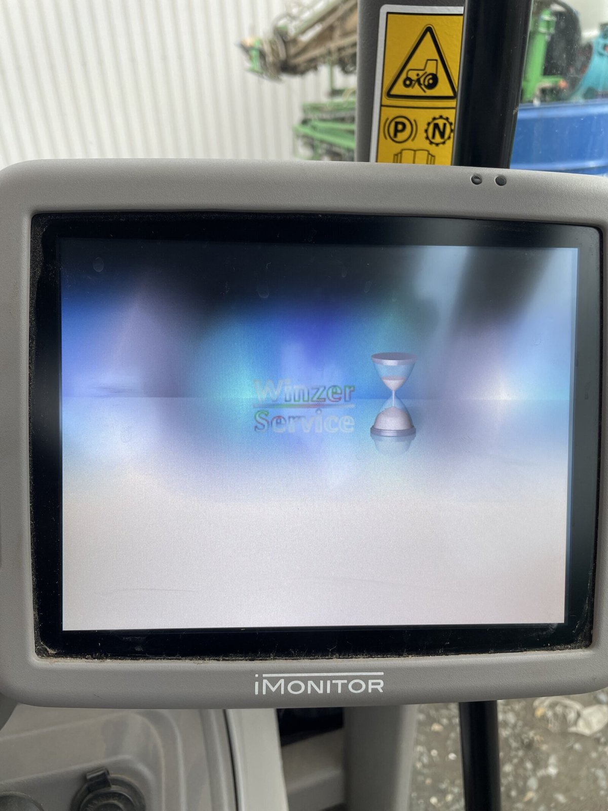 Schmalspurtraktor typu Deutz-Fahr 5105 DS TTV, Gebrauchtmaschine v Dannstadt-Schauernheim (Obrázek 5)