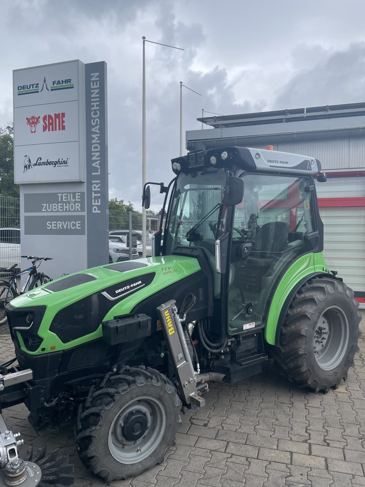 Schmalspurtraktor typu Deutz-Fahr 5105 DS TTV, Gebrauchtmaschine v Dannstadt-Schauernheim (Obrázek 2)