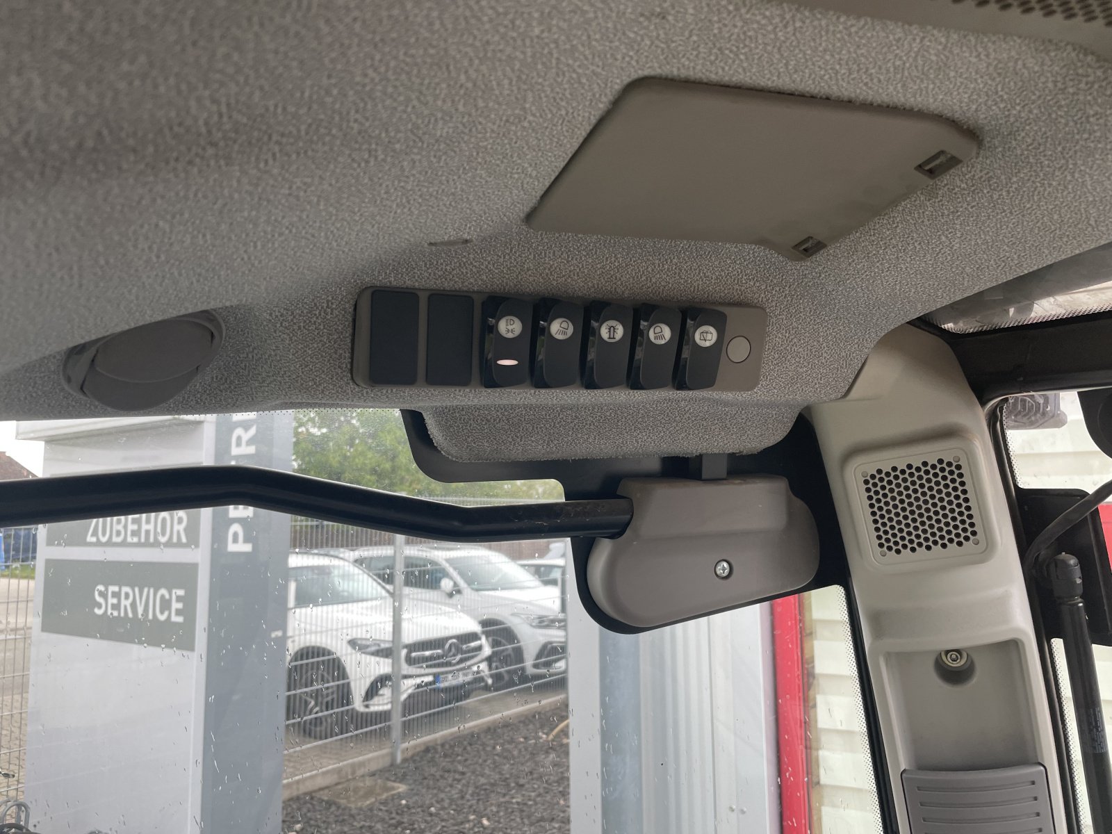 Schmalspurtraktor typu Deutz-Fahr 5105 DS TTV, Gebrauchtmaschine v Dannstadt-Schauernheim (Obrázek 8)