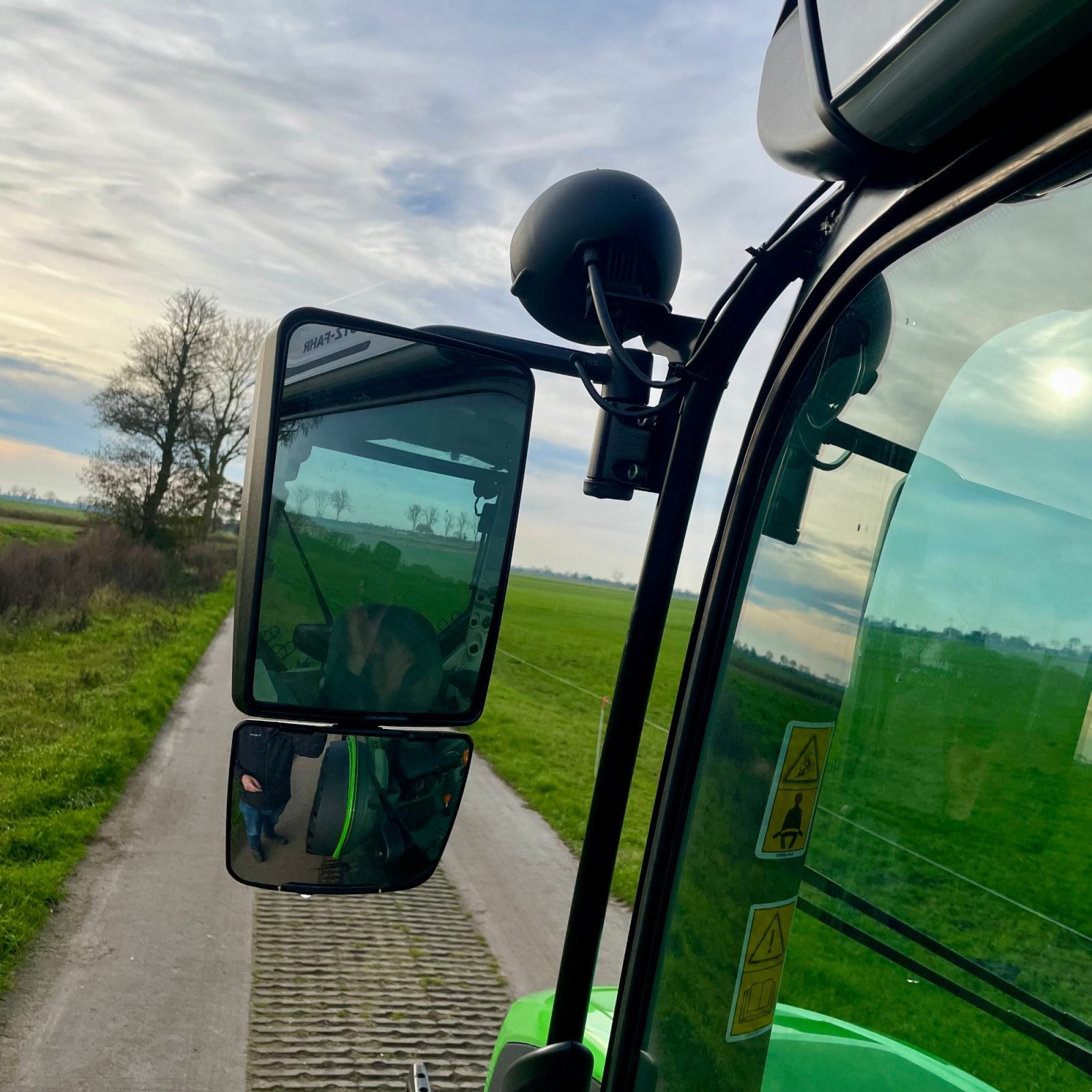 Schmalspurtraktor типа Deutz-Fahr 5115 DF TTV, Gebrauchtmaschine в BALKBRUG (Фотография 15)