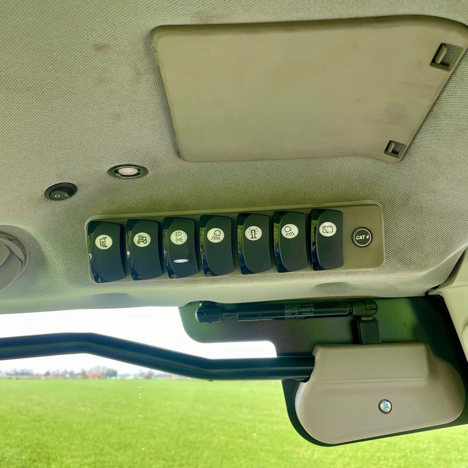 Schmalspurtraktor типа Deutz-Fahr 5115 DF TTV, Gebrauchtmaschine в BALKBRUG (Фотография 28)