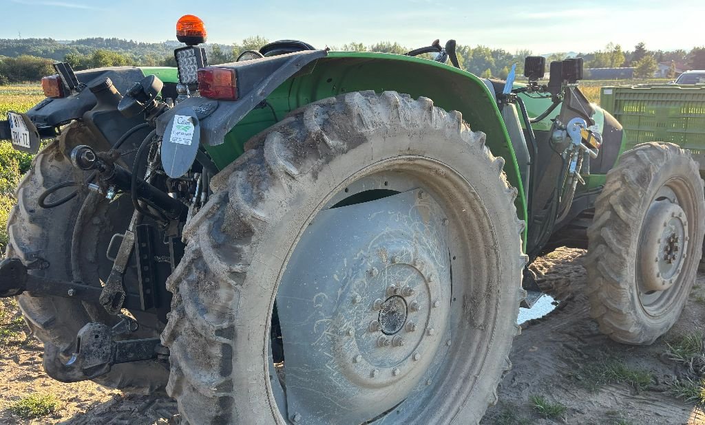 Schmalspurtraktor des Typs Deutz-Fahr agrofarm 410 T, Gebrauchtmaschine in ST MARTIN EN HAUT (Bild 2)