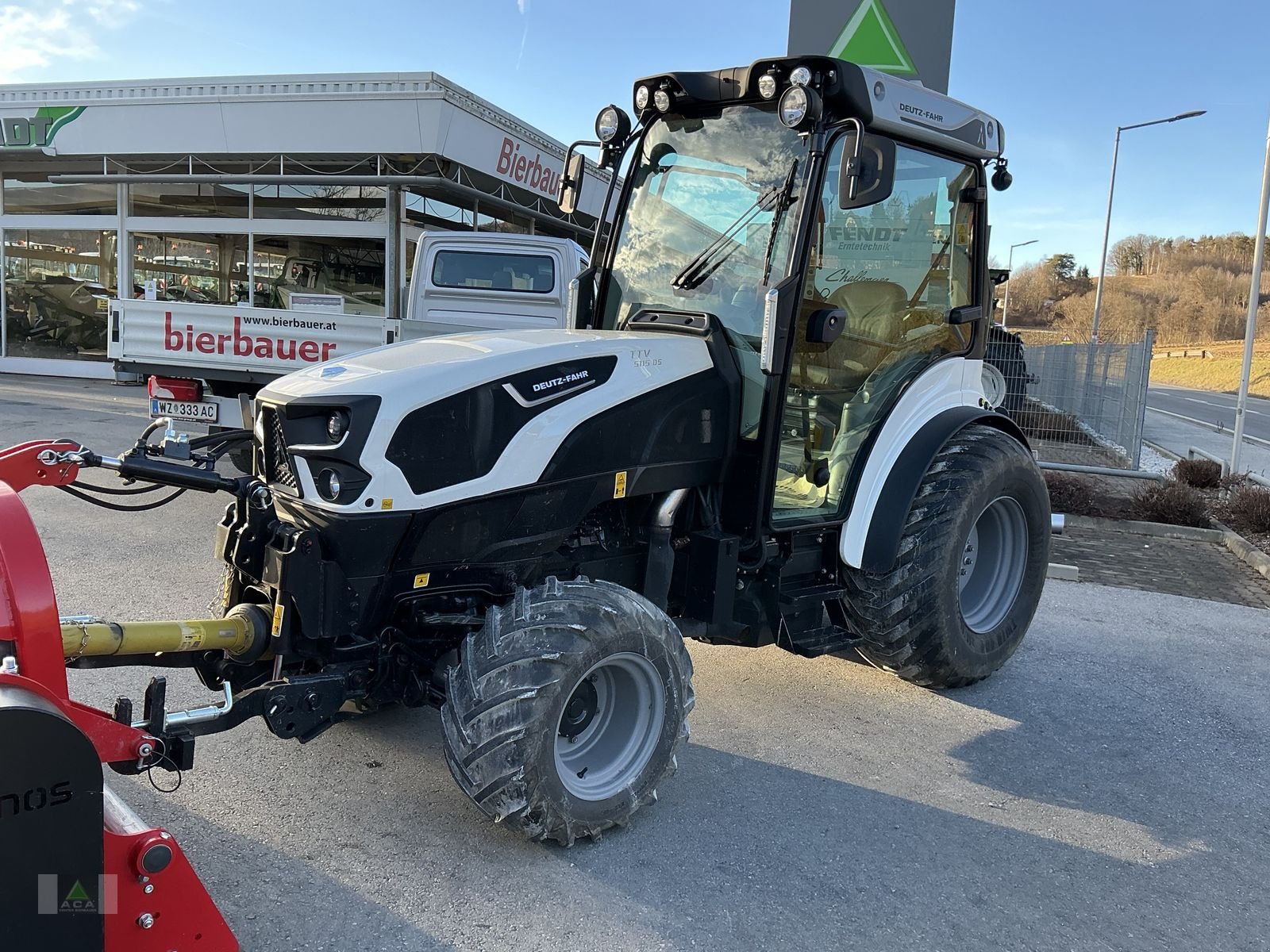 Schmalspurtraktor des Typs Deutz 5105 TTV, Gebrauchtmaschine in Markt Hartmannsdorf (Bild 1)