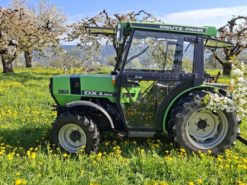 Schmalspurtraktor za tip Deutz DX 3.30 V, Gebrauchtmaschine u Maulburg (Slika 1)