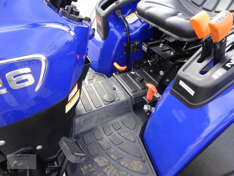 Schmalspurtraktor Türe ait Farmtrac Farmtrac 22 22PS Rasenbereifung Traktor Schlepper NEU Mitsubishi, Neumaschine içinde Sülzetal OT Osterweddingen (resim 12)