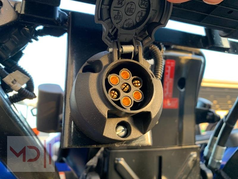 Schmalspurtraktor del tipo Farmtrac MD Farmtrac  22  Kleintraktor mit Rasenbereifung, Neumaschine In Zeven (Immagine 16)