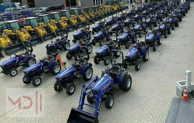 Schmalspurtraktor des Typs Farmtrac MD Farmtrac 26 Hydrostat, Neumaschine in Zeven (Bild 9)