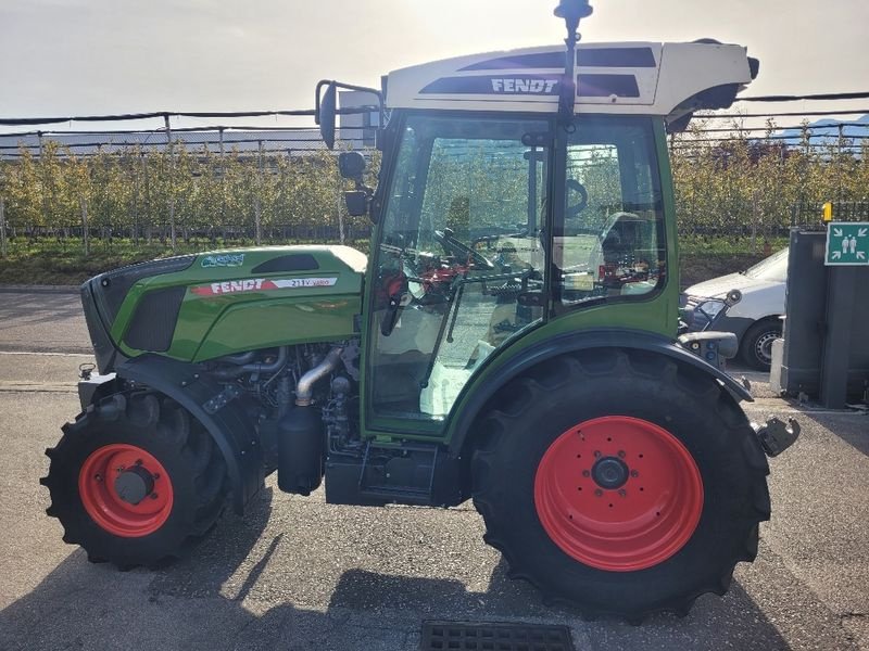 Schmalspurtraktor del tipo Fendt 207V - GB322, Gebrauchtmaschine In Eppan (BZ) (Immagine 8)