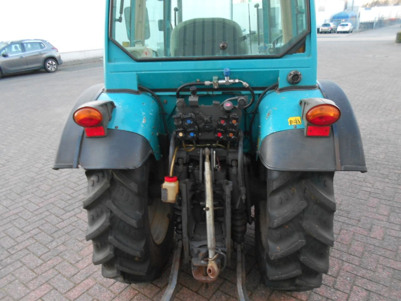 Schmalspurtraktor Türe ait Fendt 208 f, Gebrauchtmaschine içinde Oirschot (resim 5)