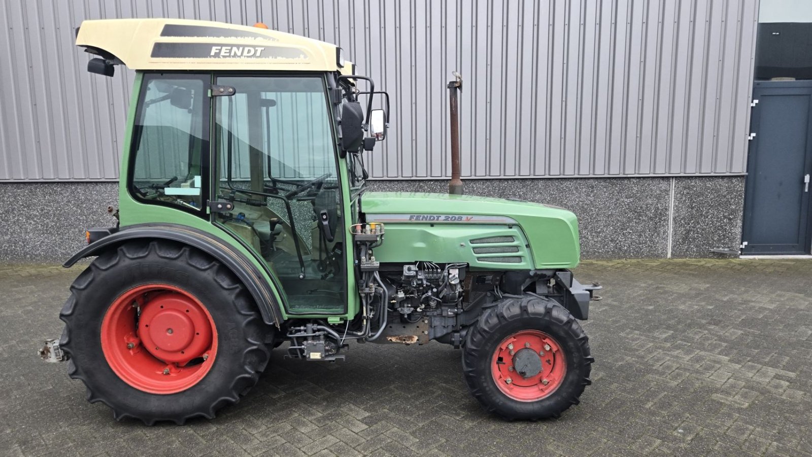Schmalspurtraktor typu Fendt 208VA, Gebrauchtmaschine v Deurne (Obrázok 9)